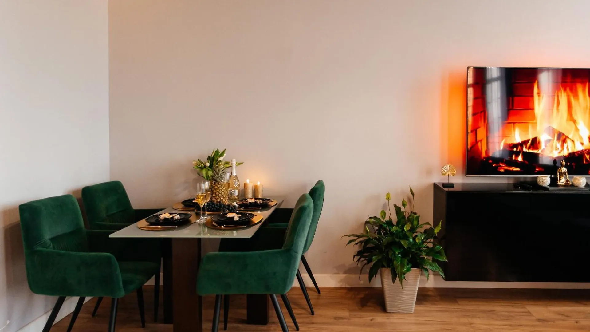 Maya'S Flats & Resorts 65 - Lux Ogarna 3 Rooms Gdansk 0*,  Poland